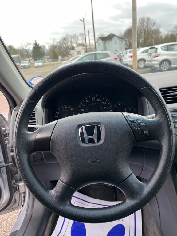 2004 Honda Accord Image 9