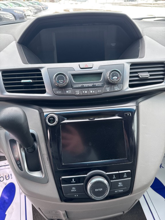 2014 Honda Odyssey Image 8