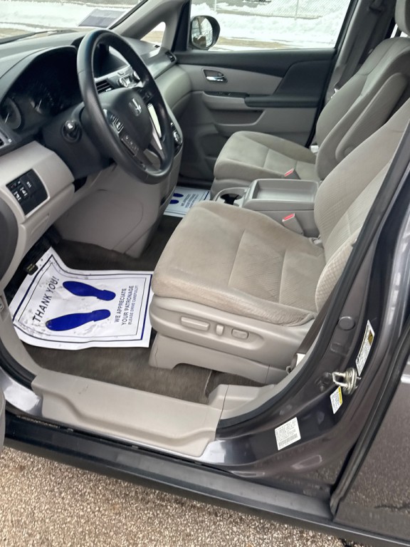 2014 Honda Odyssey Image 9