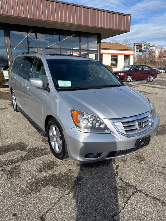 2010 Honda Odyssey Image 1