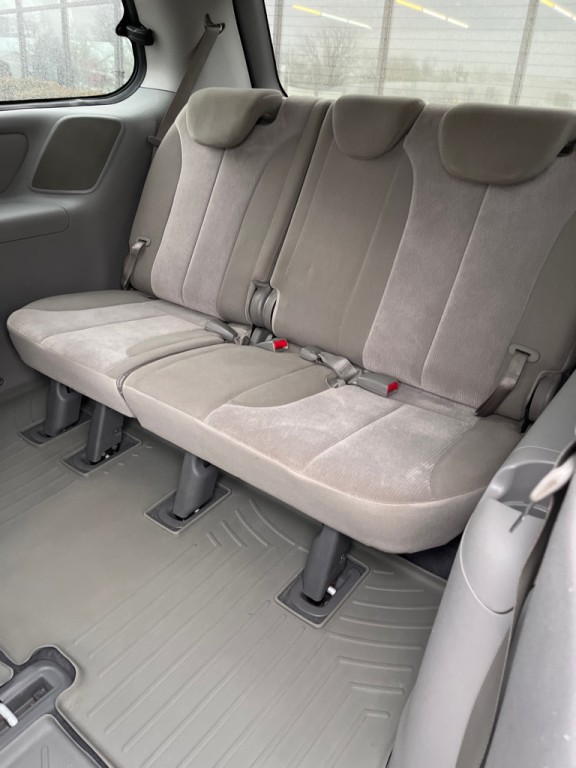 2014 Kia Sedona Image 14