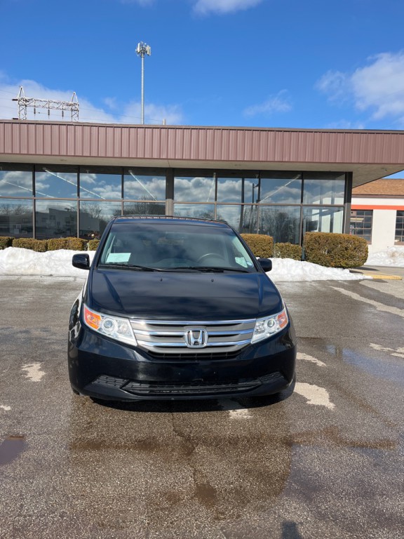 2012 Honda Odyssey Image 2