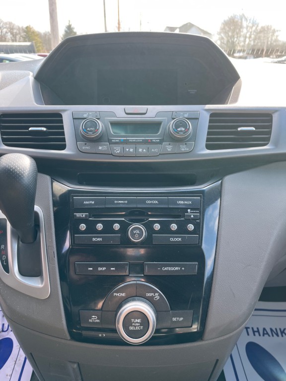 2012 Honda Odyssey Image 10