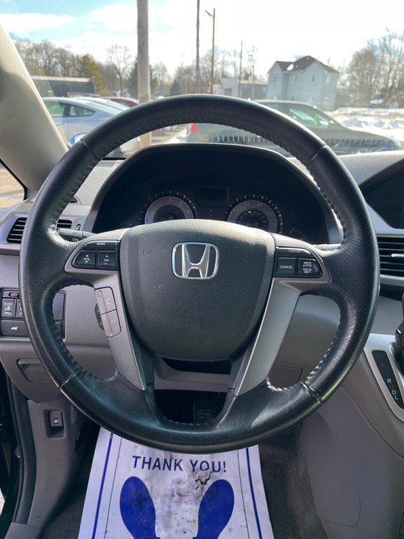 2012 Honda Odyssey Image 8
