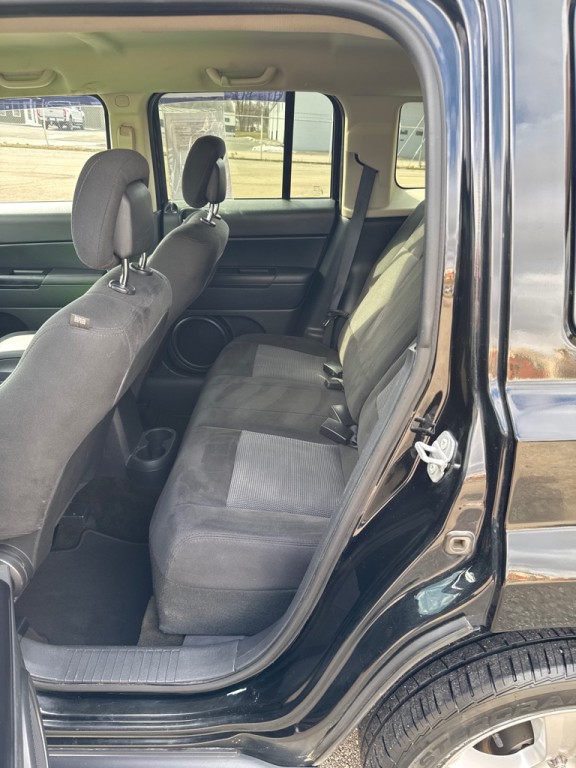 2015 Jeep Patriot Image 10