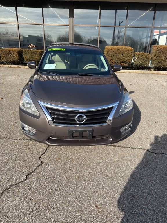 2013 Nissan Altima Image 2