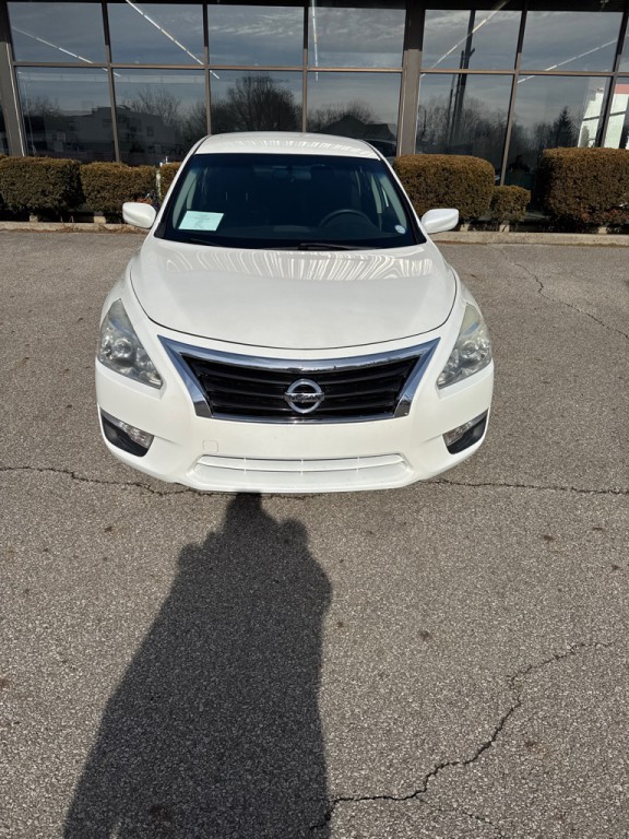 2015 Nissan Altima Image 2