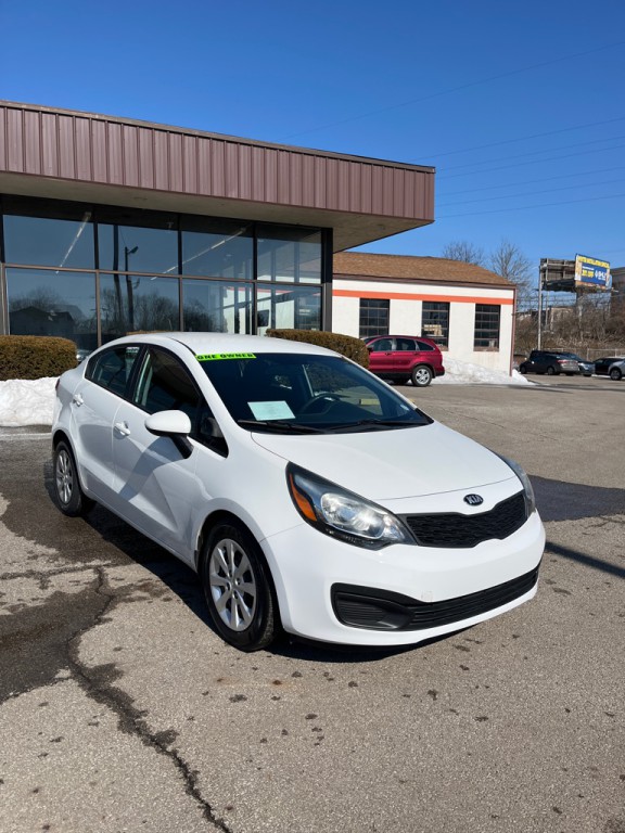 2015 Kia Rio Image 1