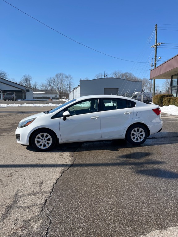 2015 Kia Rio Image 4