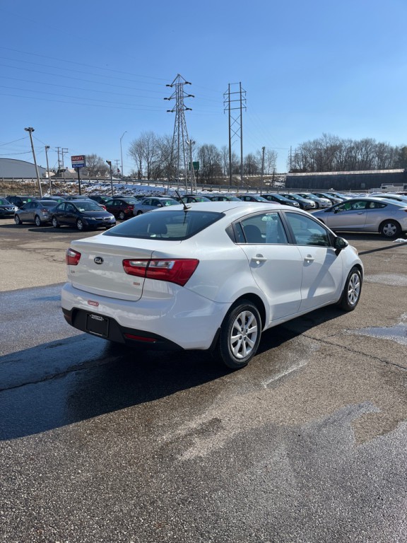 2015 Kia Rio Image 7