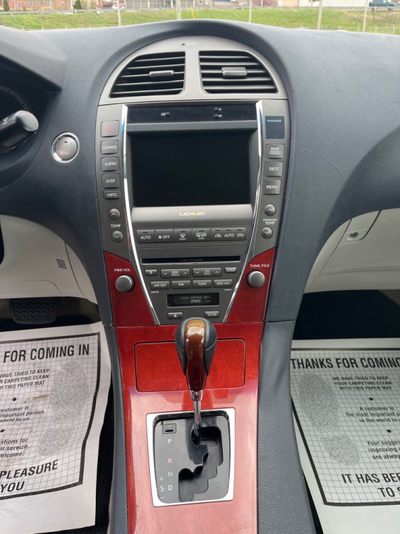 2007 Lexus ES Image 10