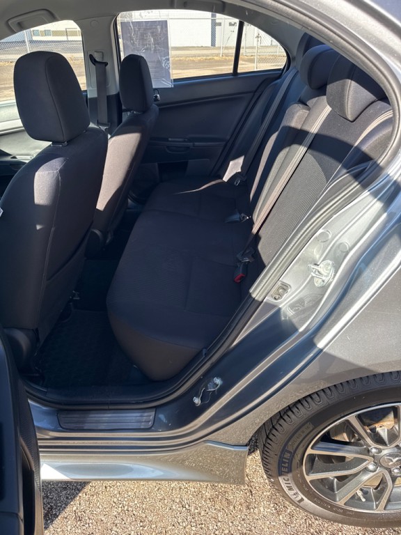 2015 Mitsubishi Lancer Image 10