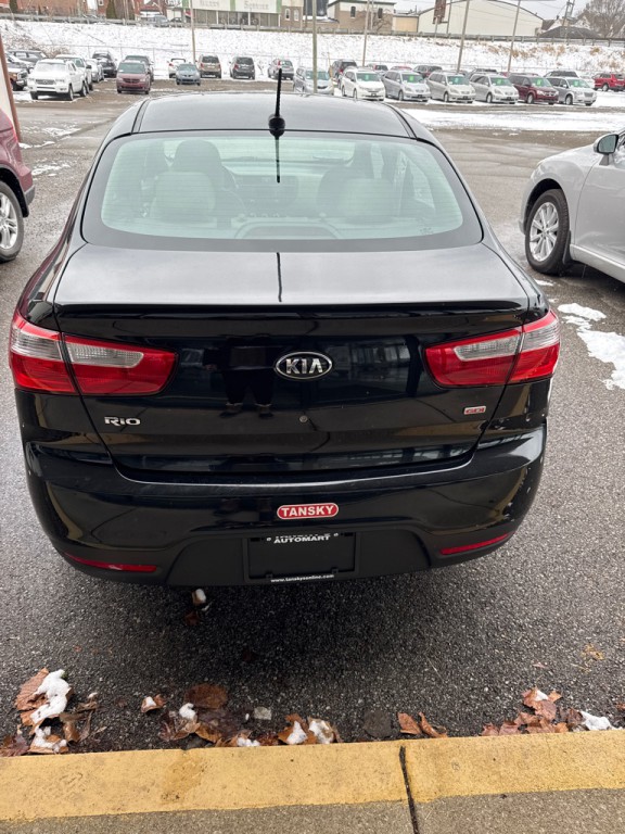 2015 Kia Rio Image 5