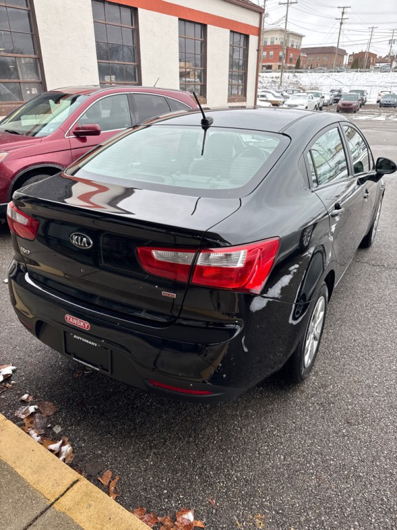 2015 Kia Rio Image 6