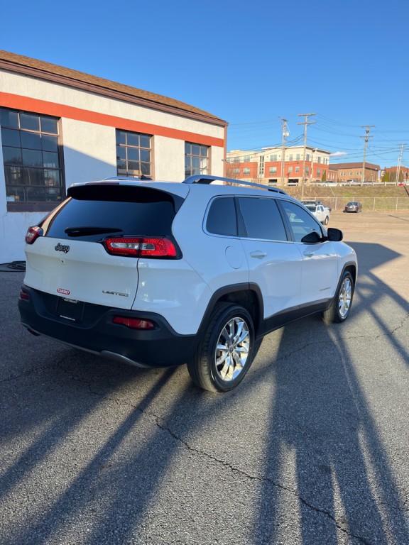 2015 Jeep Cherokee Image 8
