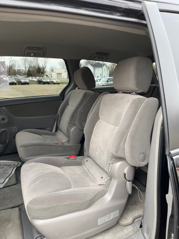 2008 Toyota Sienna Image 13