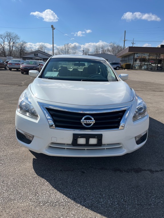 2013 Nissan Altima Image 2