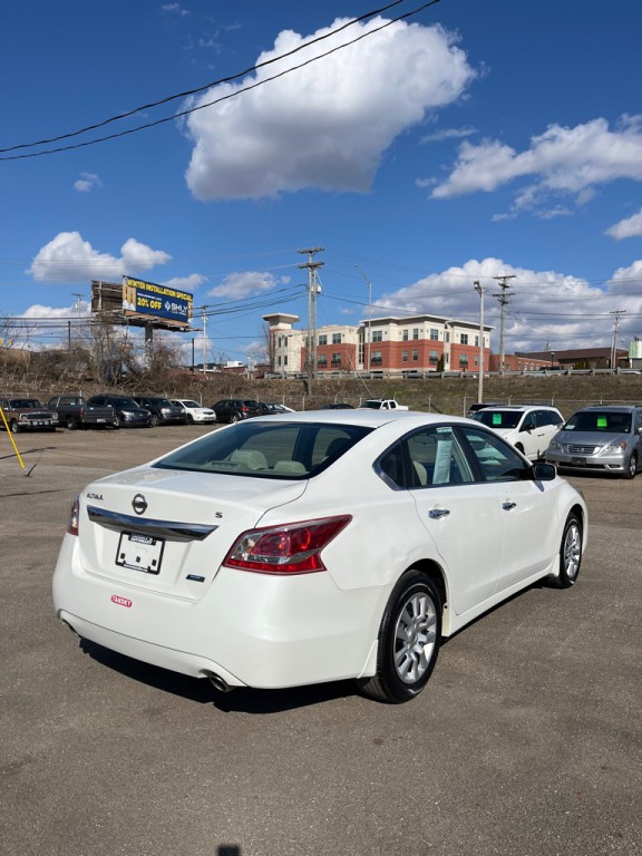 2013 Nissan Altima Image 7