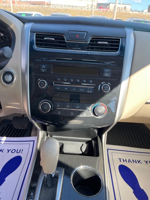 2013 Nissan Altima Image 10