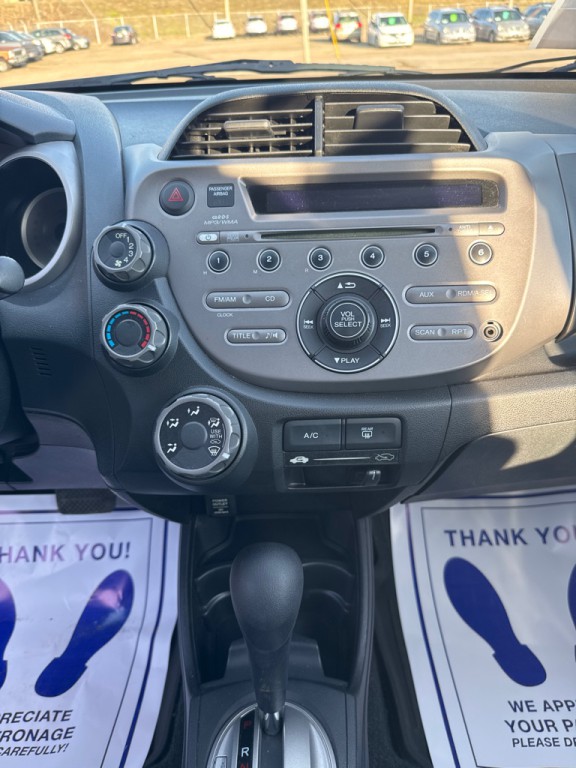 2011 Honda Fit Image 8