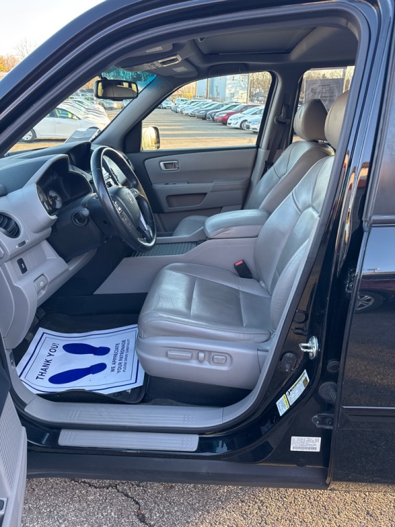 2015 Honda Pilot Image 9