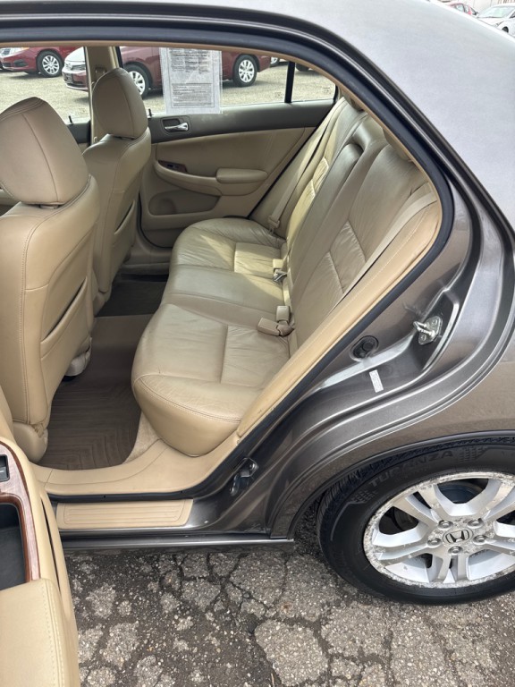 2007 Honda Accord Image 10