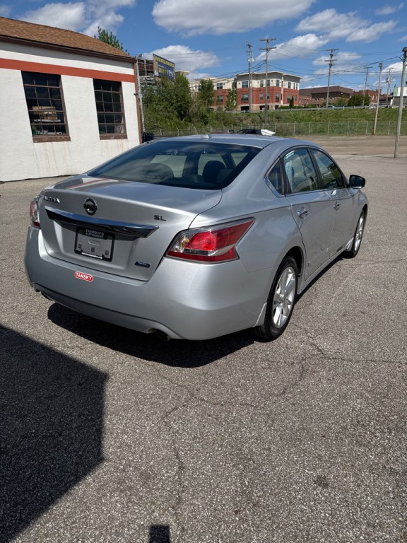 2014 Nissan Altima Image 6