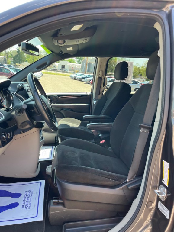 2016 Dodge Grand Caravan Image 12