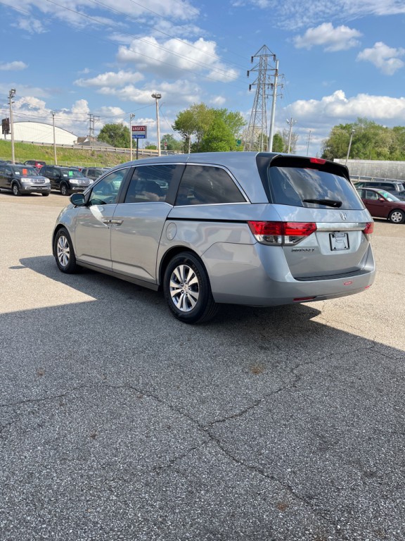 2016 Honda Odyssey Image 5