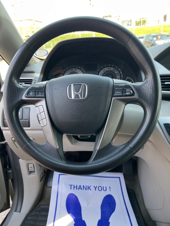 2016 Honda Odyssey Image 9