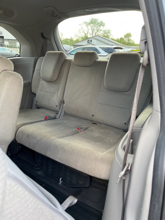 2016 Honda Odyssey Image 13