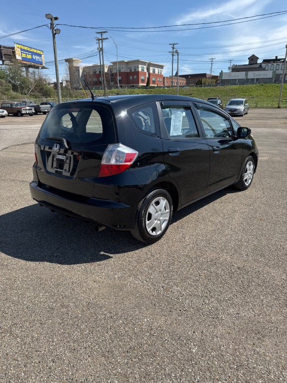2013 Honda Fit Image 6
