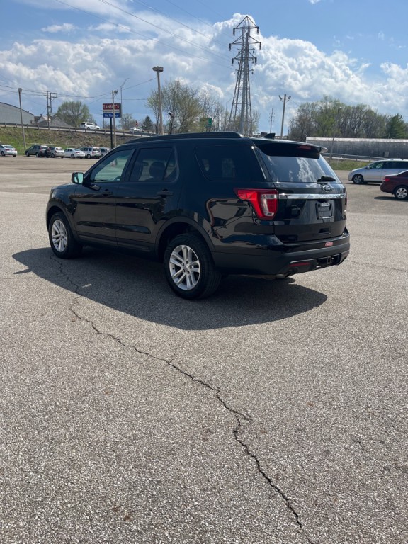 2017 Ford Explorer Image 5