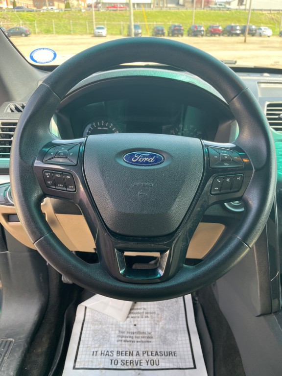 2017 Ford Explorer Image 10