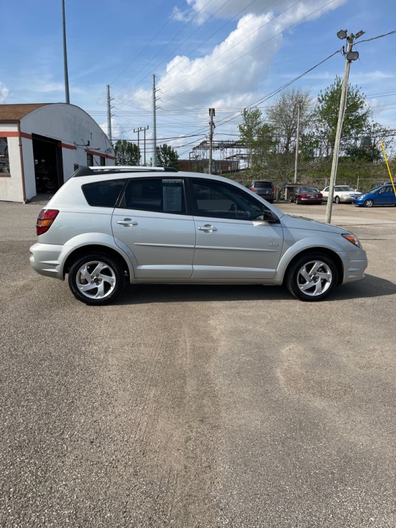 2003 Pontiac Vibe Image 9