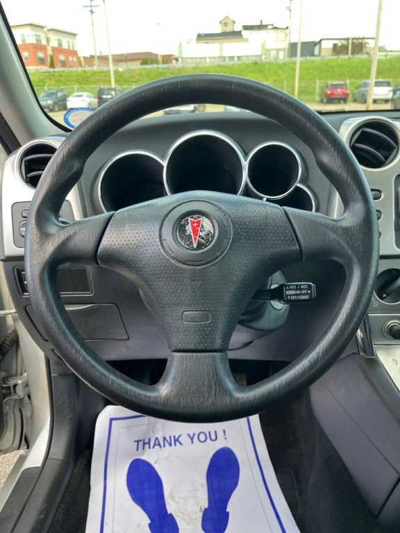 2003 Pontiac Vibe Image 10