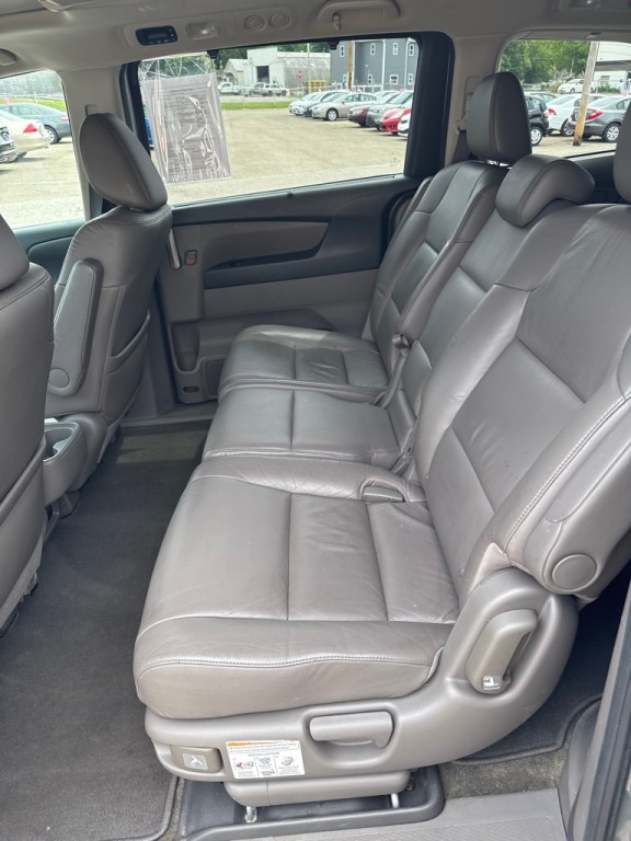2012 Honda Odyssey Image 10