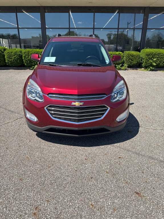 2017 Chevrolet Equinox Image 2