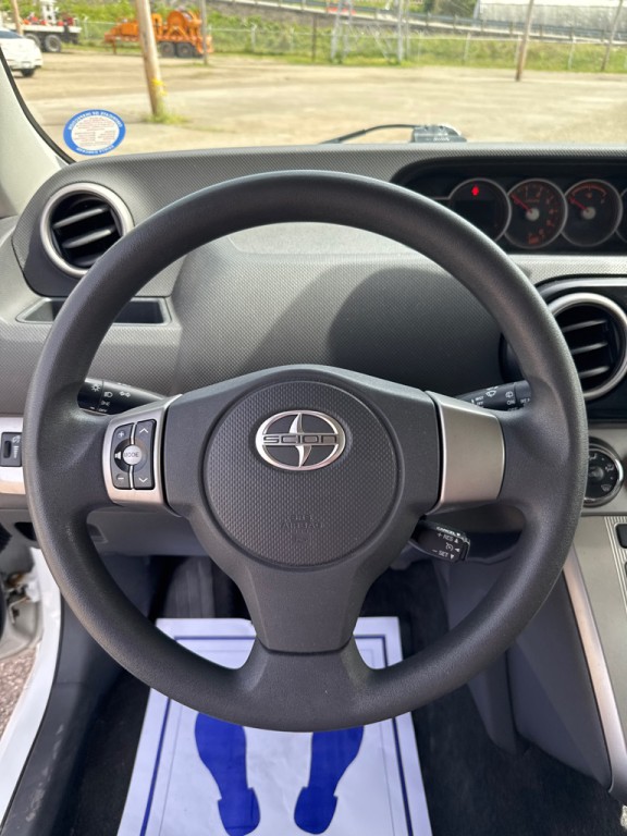 2015 Scion xB Image 7