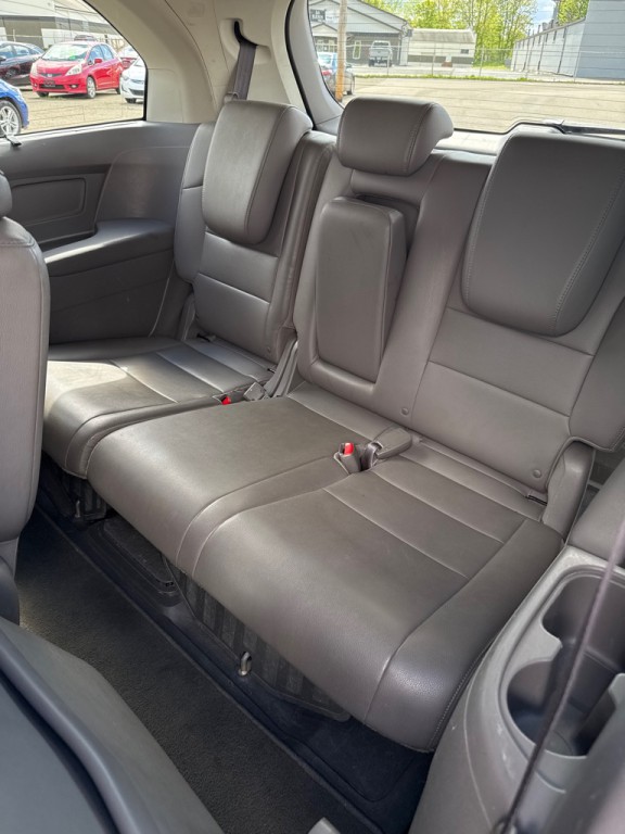 2011 Honda Odyssey Image 11