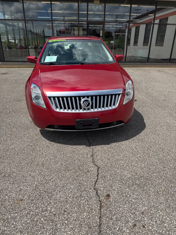 2011 Mercury Milan Image 2