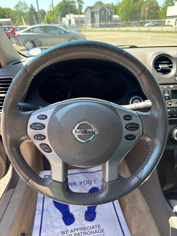 2012 Nissan Altima Image 7