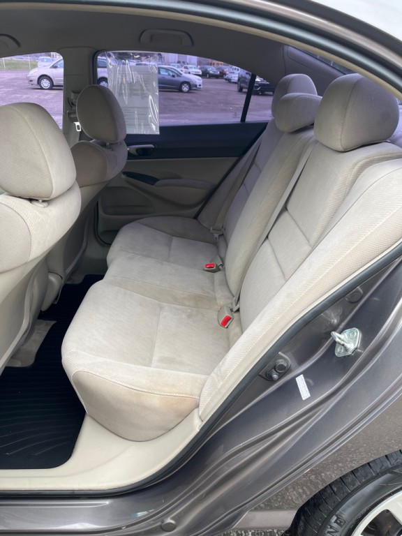 2011 Honda Civic Image 12