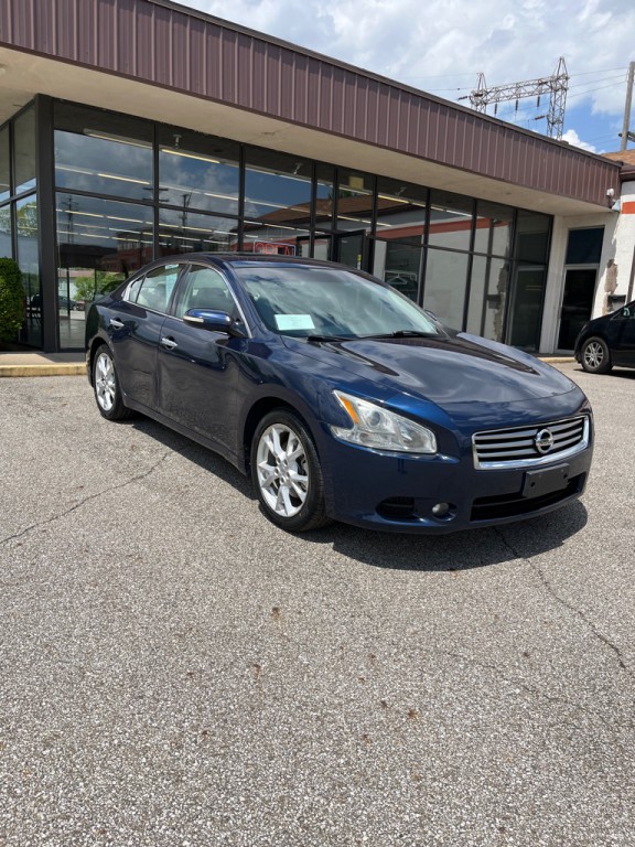 2014 Nissan Maxima Image 1