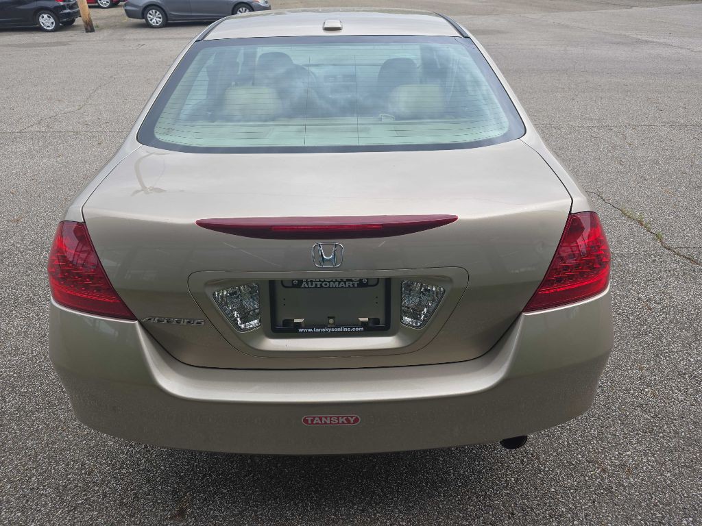2007 Honda Accord Image 4