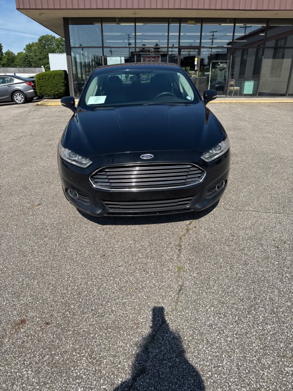 2016 Ford Fusion Image 2