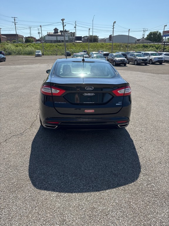 2016 Ford Fusion Image 5