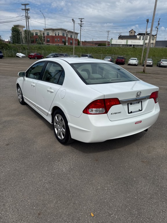 2011 Honda Civic Image 4