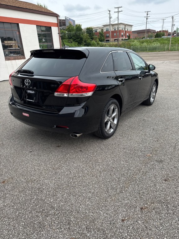 2011 Toyota Venza Image 6
