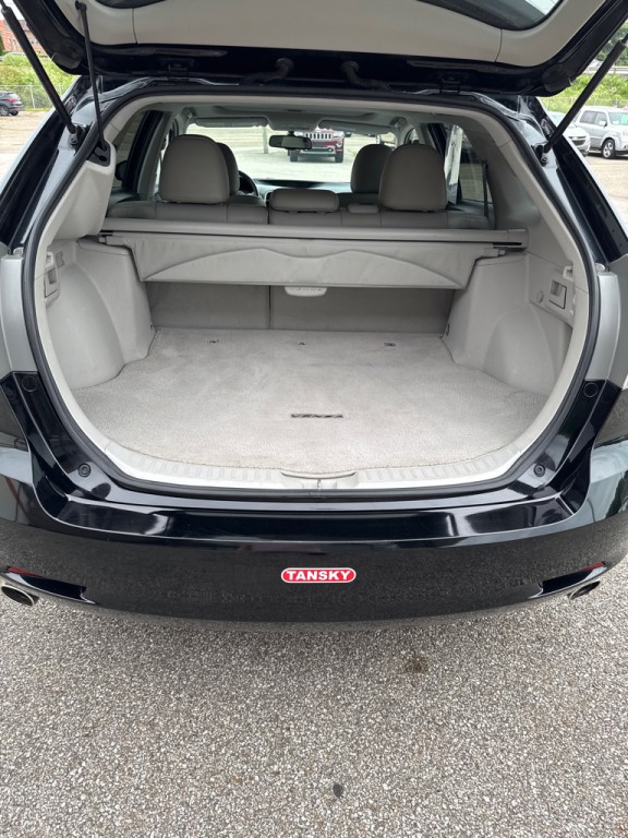 2011 Toyota Venza Image 11